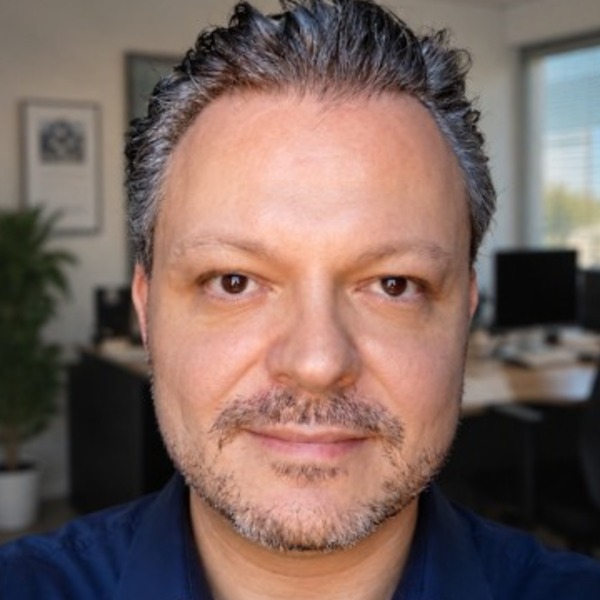 Lucas — Content & LinkedIn Strategist